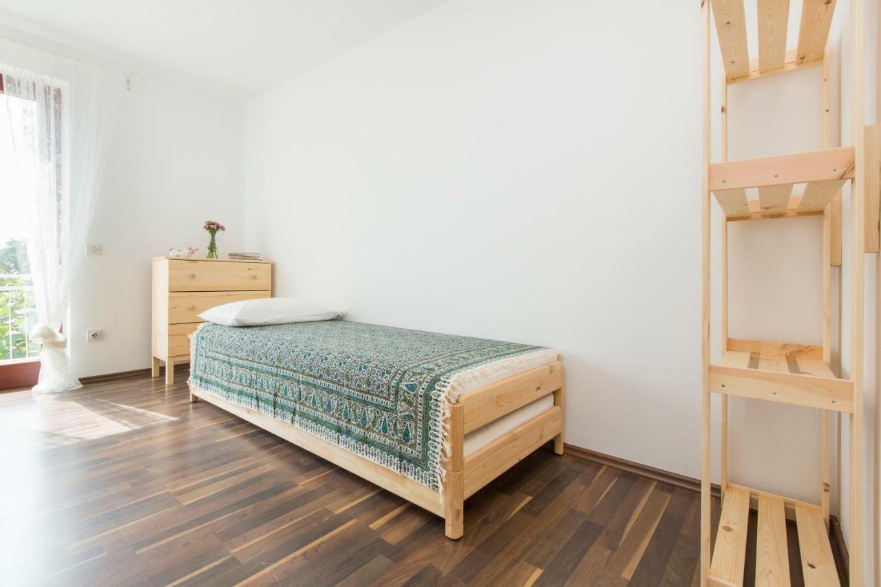 Casa Flora 3-Minutes' Walk From The Beach Novigrad Istria Esterno foto
