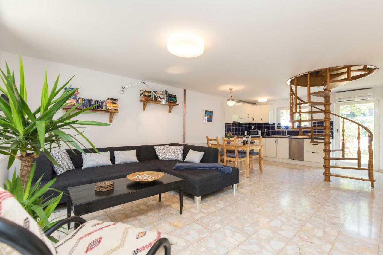 Casa Flora 3-Minutes' Walk From The Beach Novigrad Istria Esterno foto